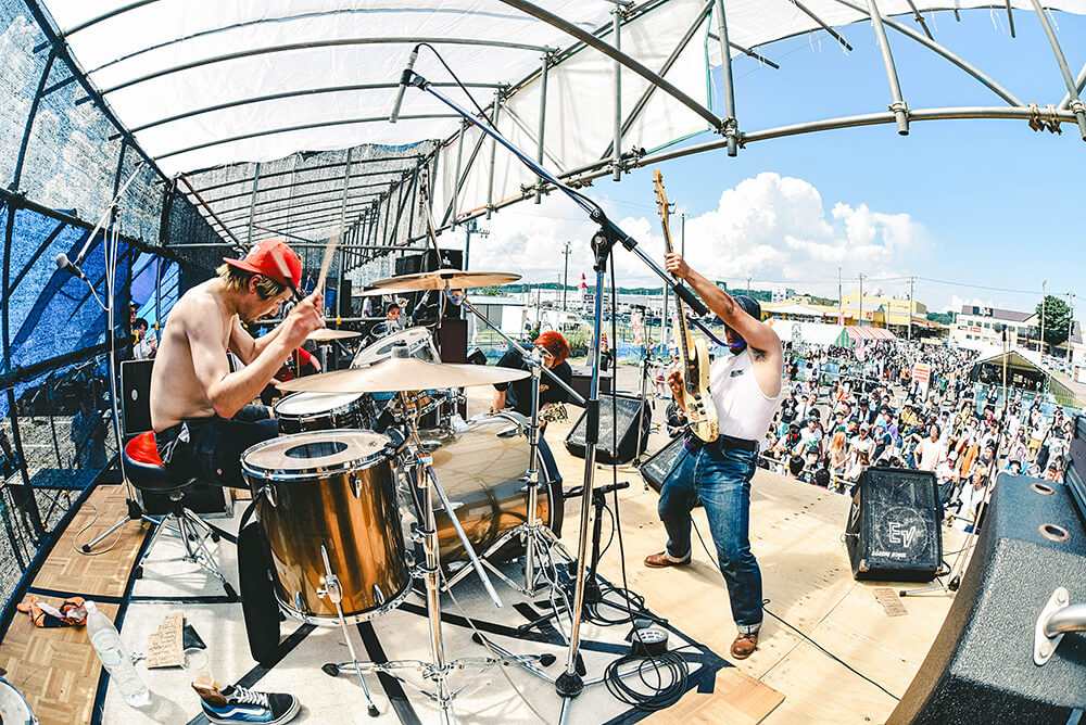 THRASHOUT ライブ光景2