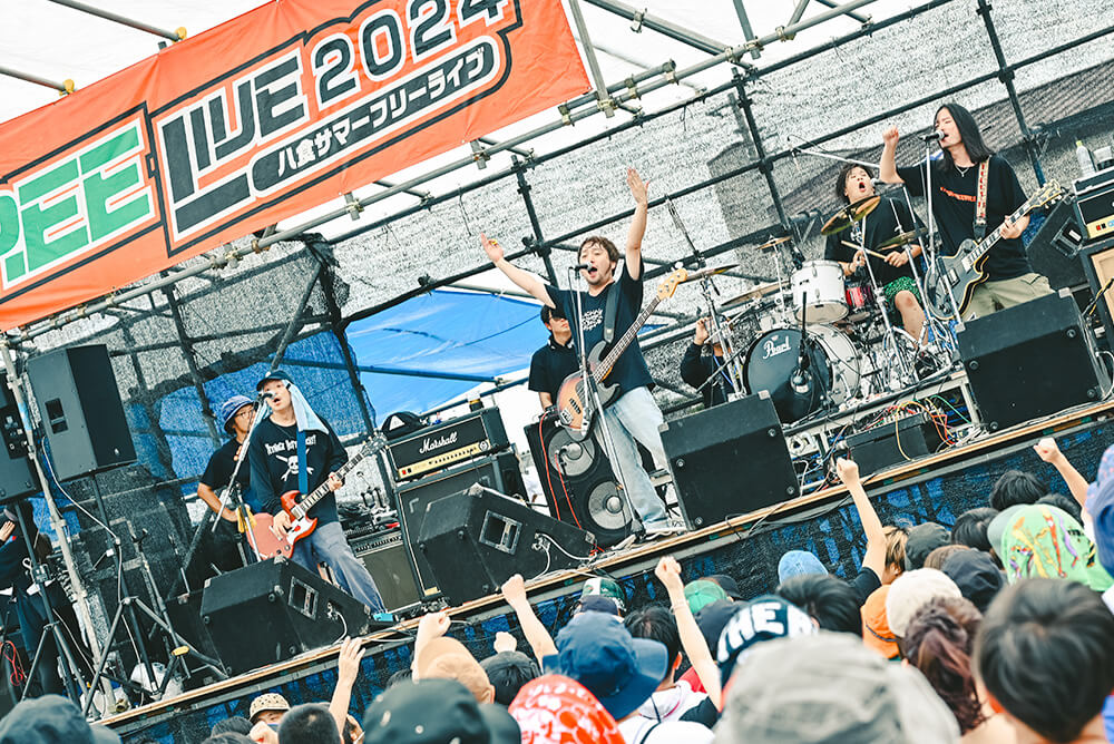 OWEAK ライブ光景1