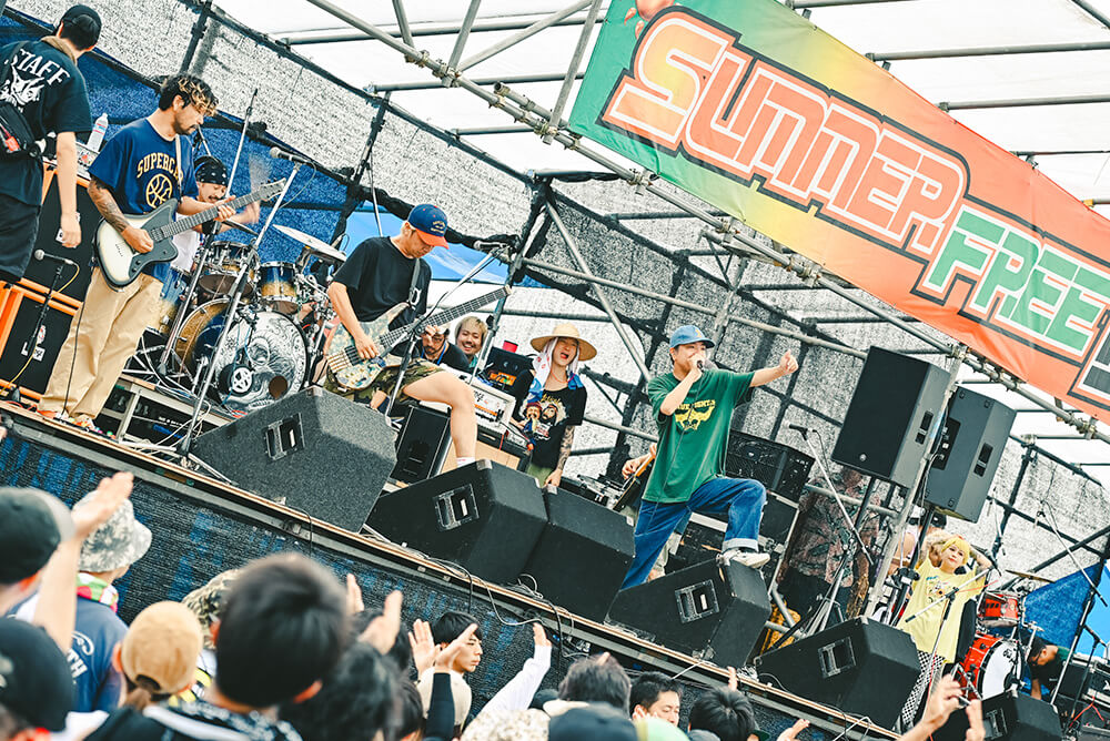 SHADOWS ライブ光景1