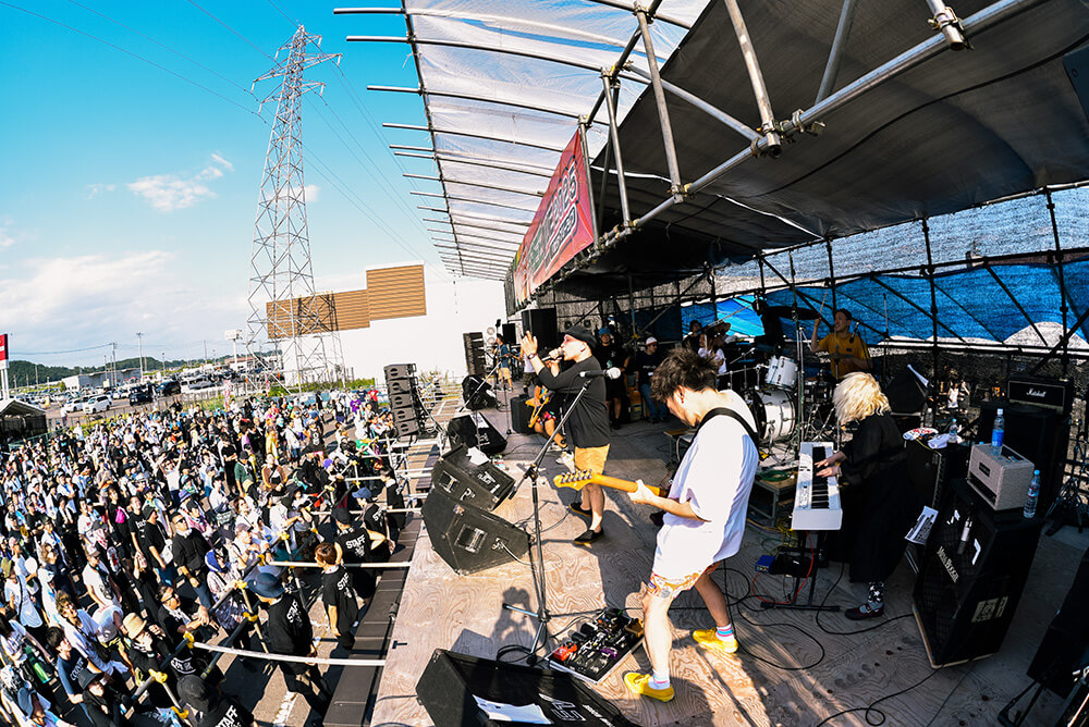 ATATA ライブ光景1