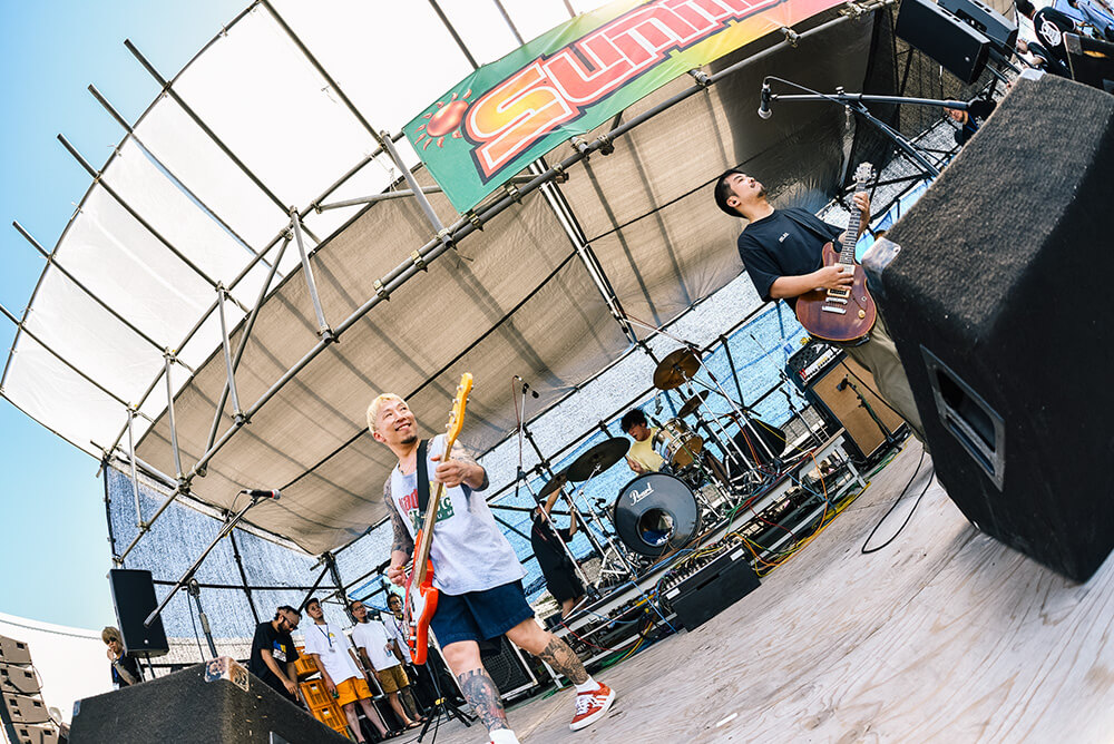 DRADNATS ライブ光景1