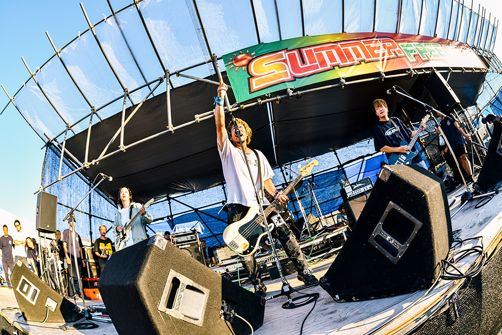 THE FOREVER YOUNG ライブ光景1