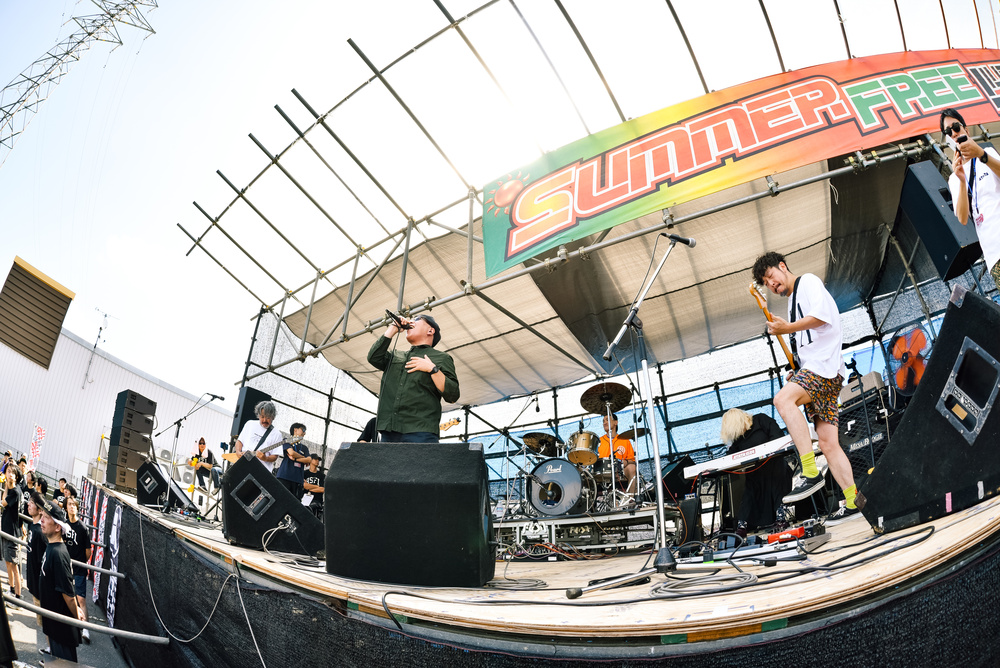 ATATA ライブ写真 1
